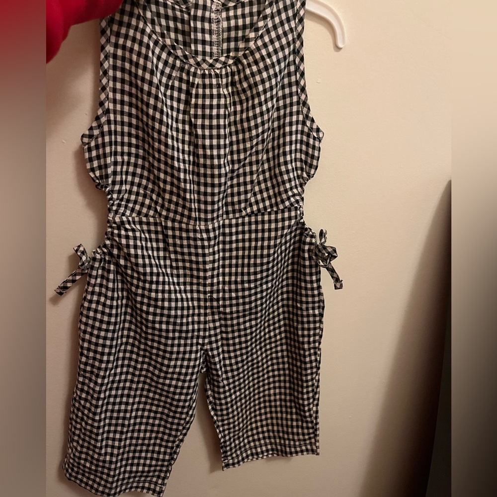 Toddler girl sleeveless checkered jumpsuit